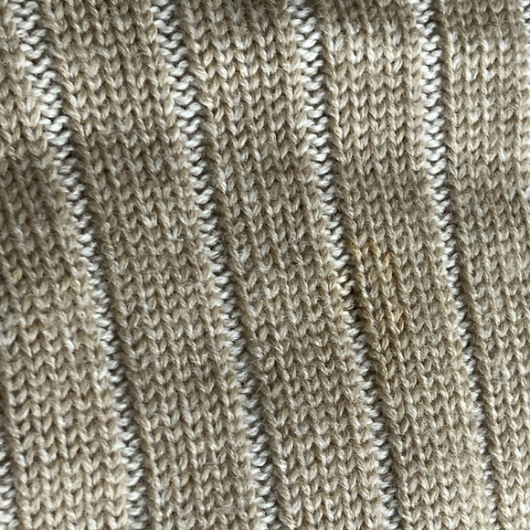 Brand new Unisex vintage 100% wool turtleneck knit sweater - Picture 14 of 15